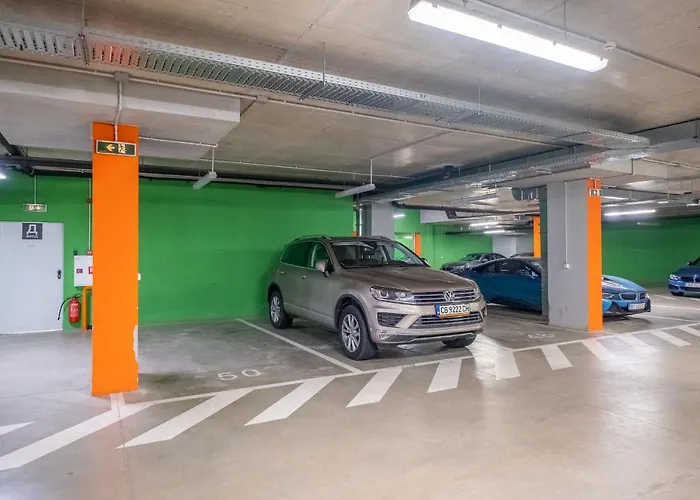 Arcadia Apartment, Park And Parking Appartement